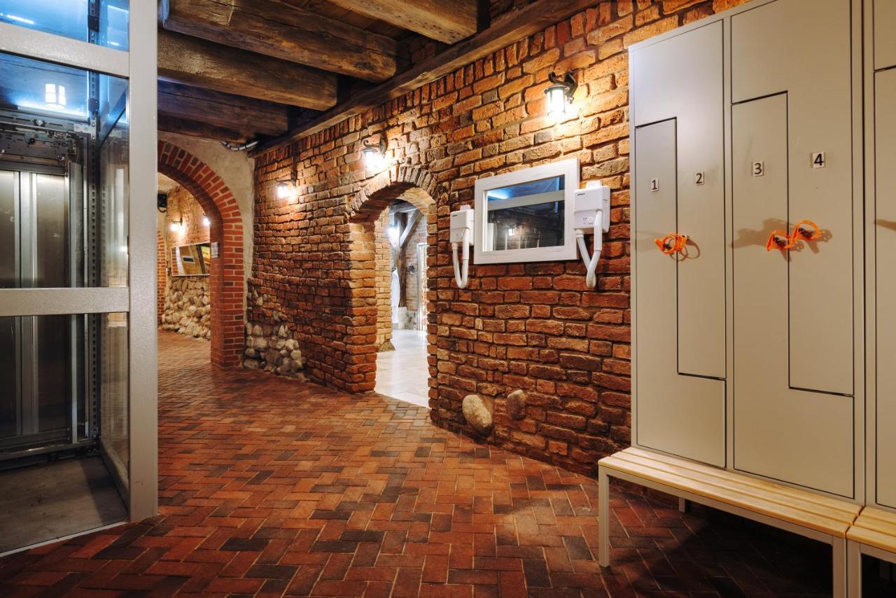 Hotel Legenda Торунь Экстерьер фото