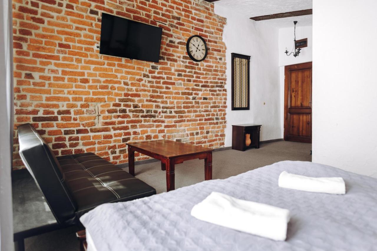Hotel Legenda Торунь Экстерьер фото