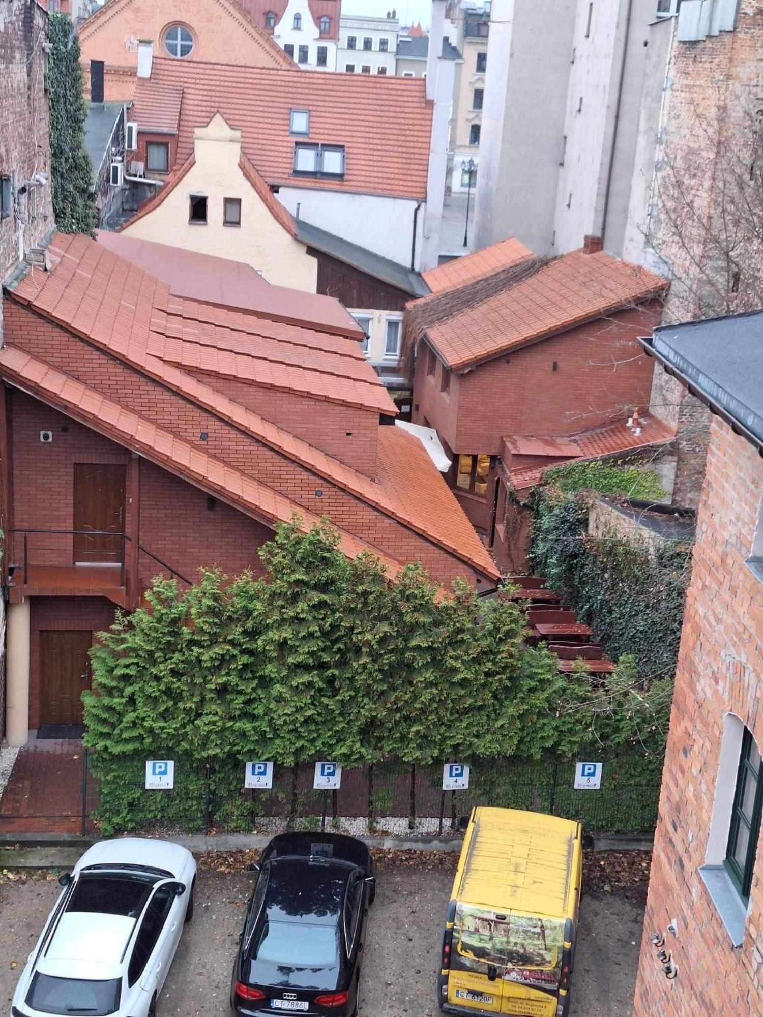 Hotel Legenda Торунь Экстерьер фото